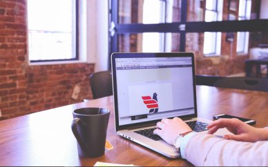 网站如何挑选优质服务器 